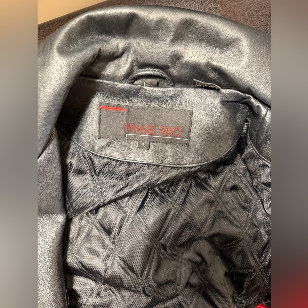 Phase Two size L Men's Black Leather Jacket - Picture 7 of 13